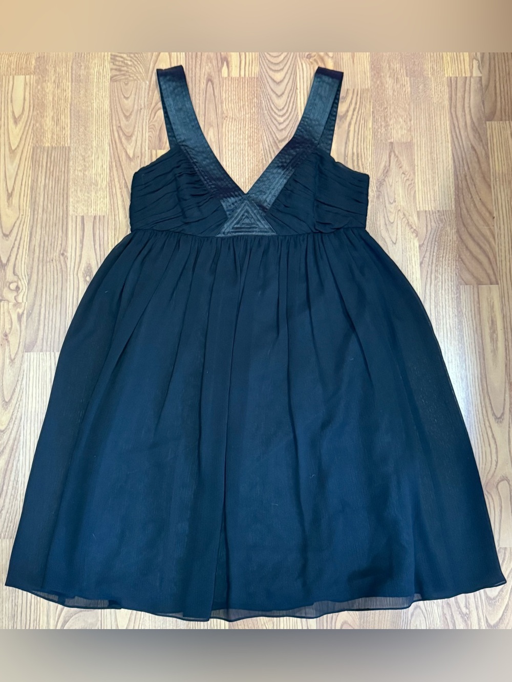 London Times Black V-Neck Chiffon Empire Dress (B10)